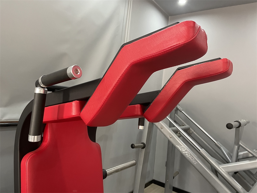 Maszyna do hack squatów pionow – Home Gym Quad Machine recenzja i cena